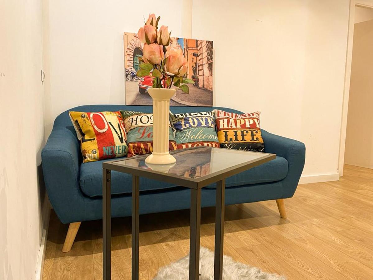 By La Rambla Rooms Barcelona Zewnętrze zdjęcie