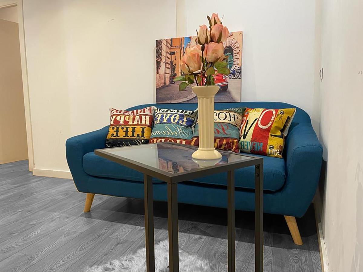 By La Rambla Rooms Barcelona Zewnętrze zdjęcie