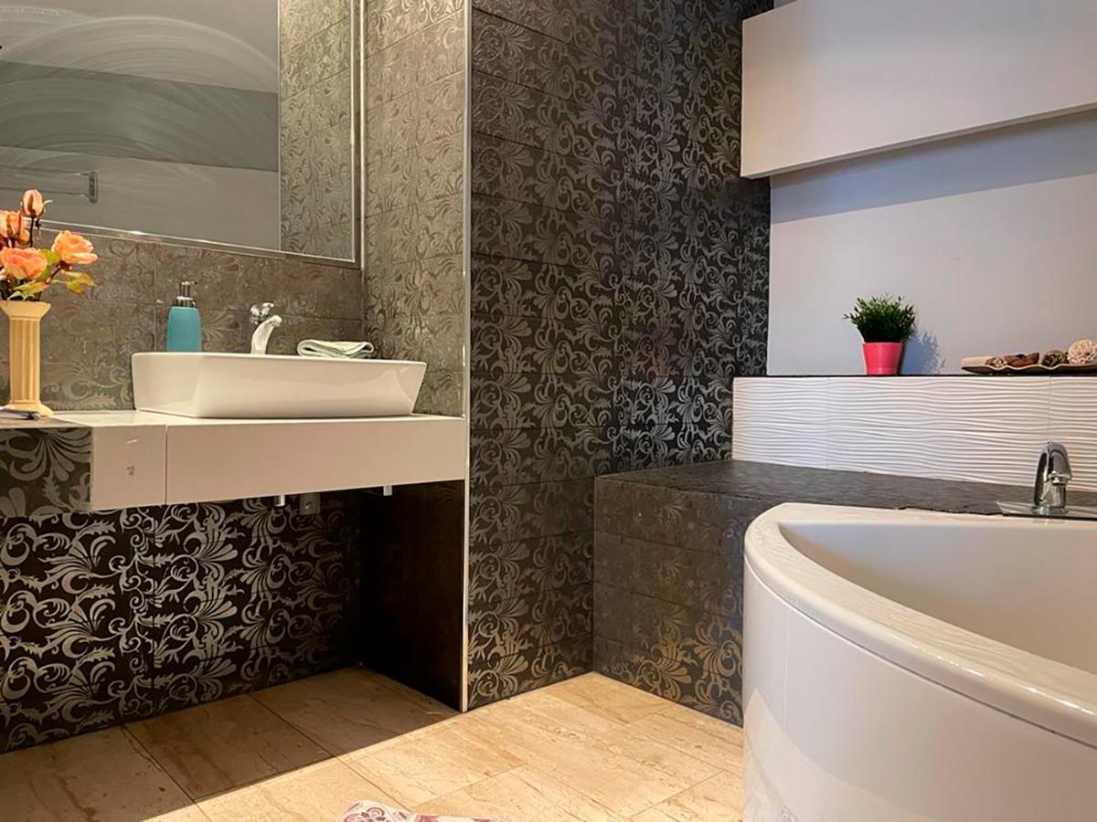 By La Rambla Rooms Barcelona Zewnętrze zdjęcie
