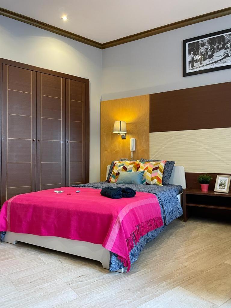By La Rambla Rooms Barcelona Zewnętrze zdjęcie